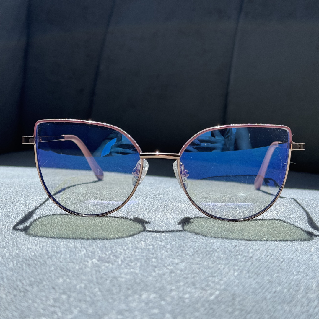 NENA — Gafas Fotocromáticas con Detalle Escarchado · Karol Eyewear
